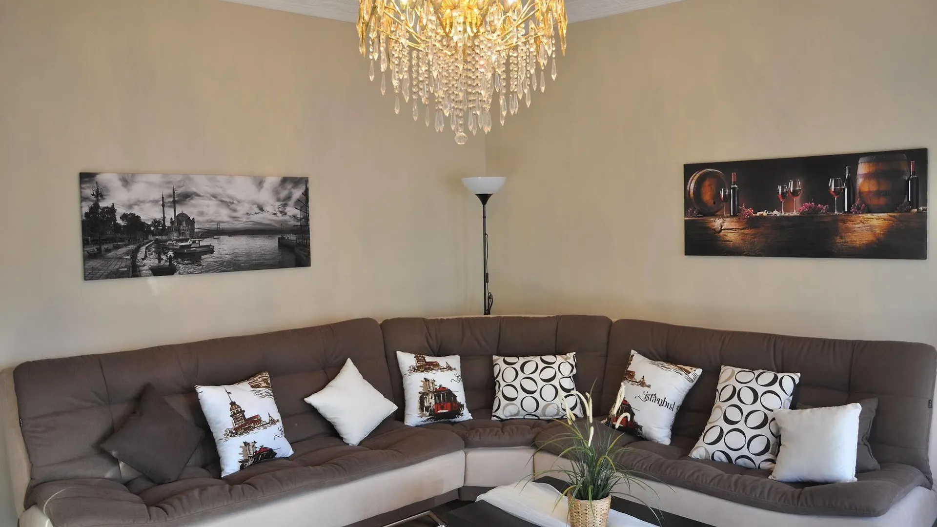 Aksaray Findikzade Fuarev Apartments Istanbul Hotel